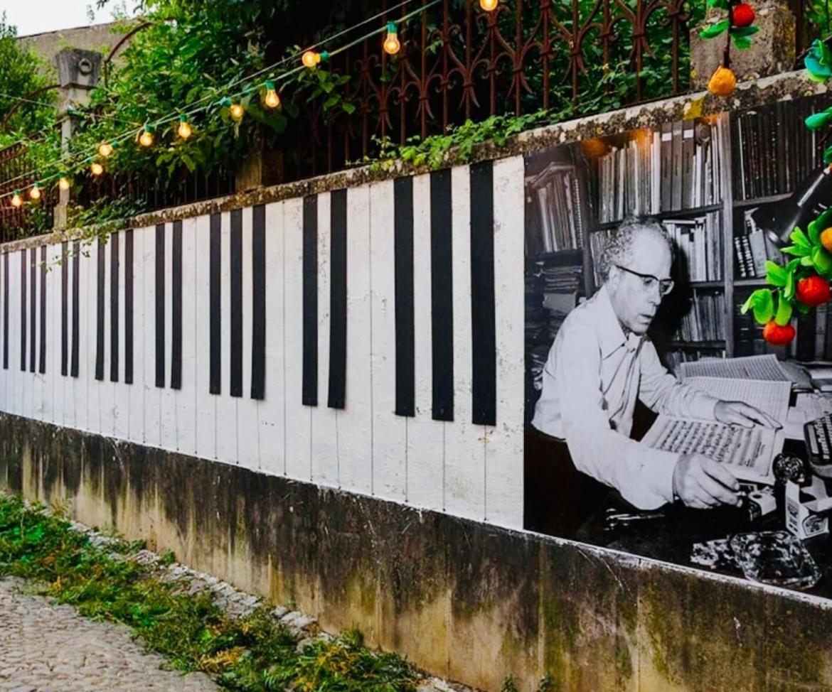 Estudio 81 Junto A Sinagoga Tomar Bagian luar foto